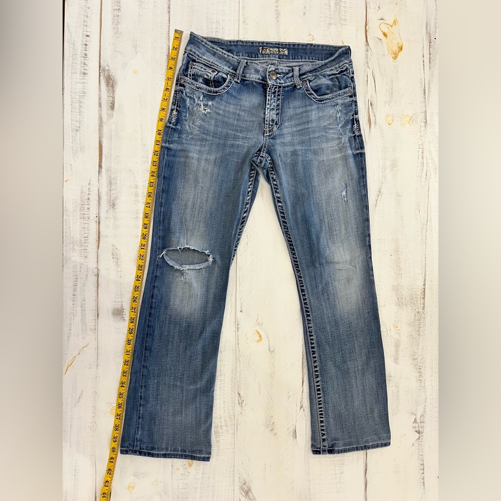 BKE Culture boot cut jeans, size 31 - Picture 5 of 11